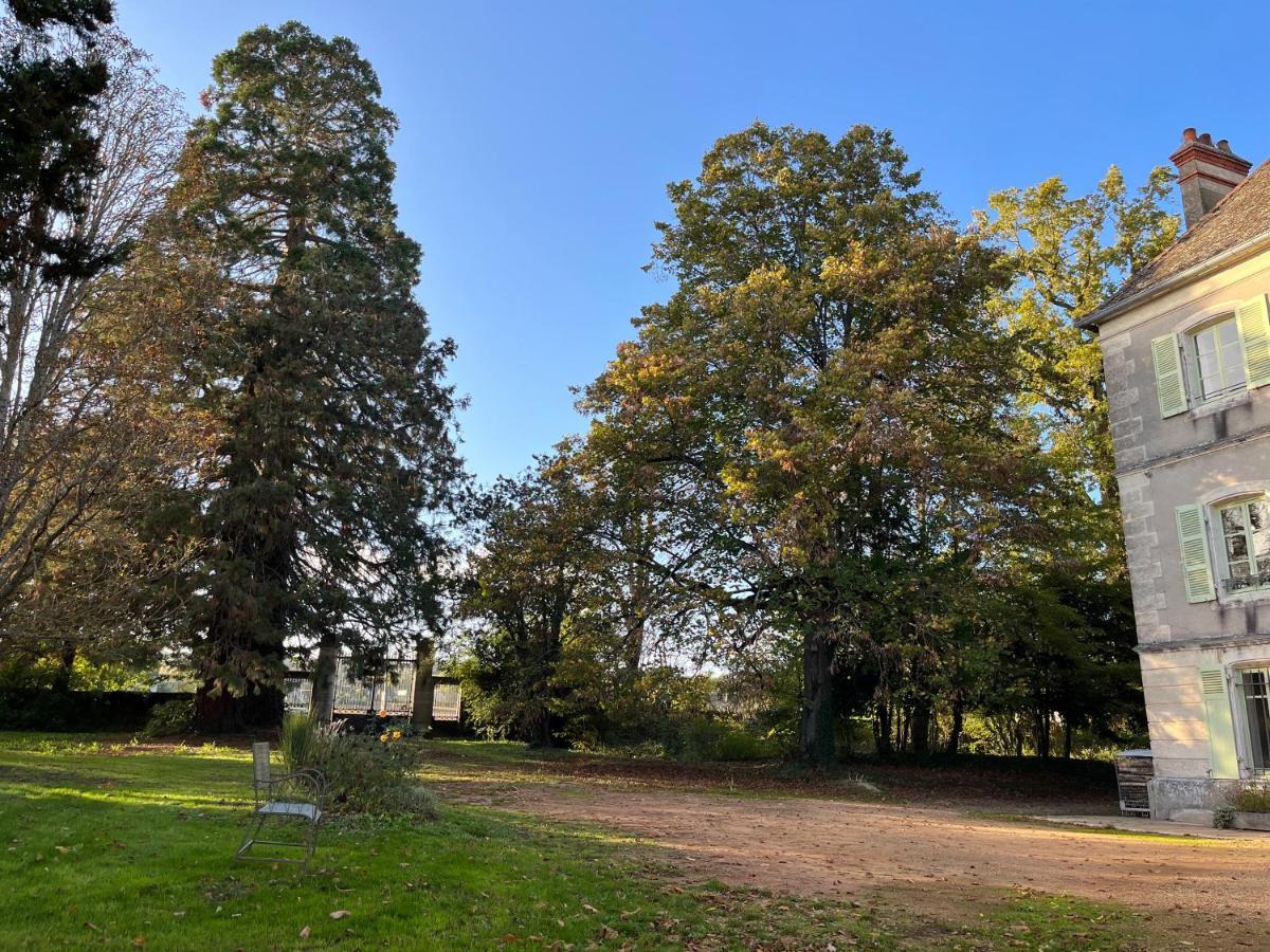 Chateau Du Mauny, Et D'hotes En Bourgogne 4*
